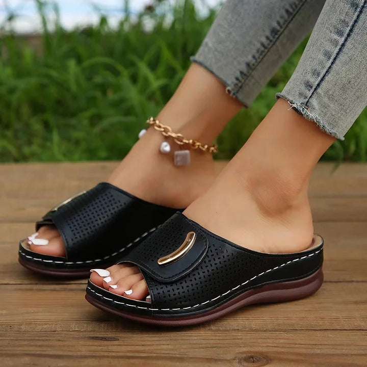 Joanna | Classic Urban Sandals