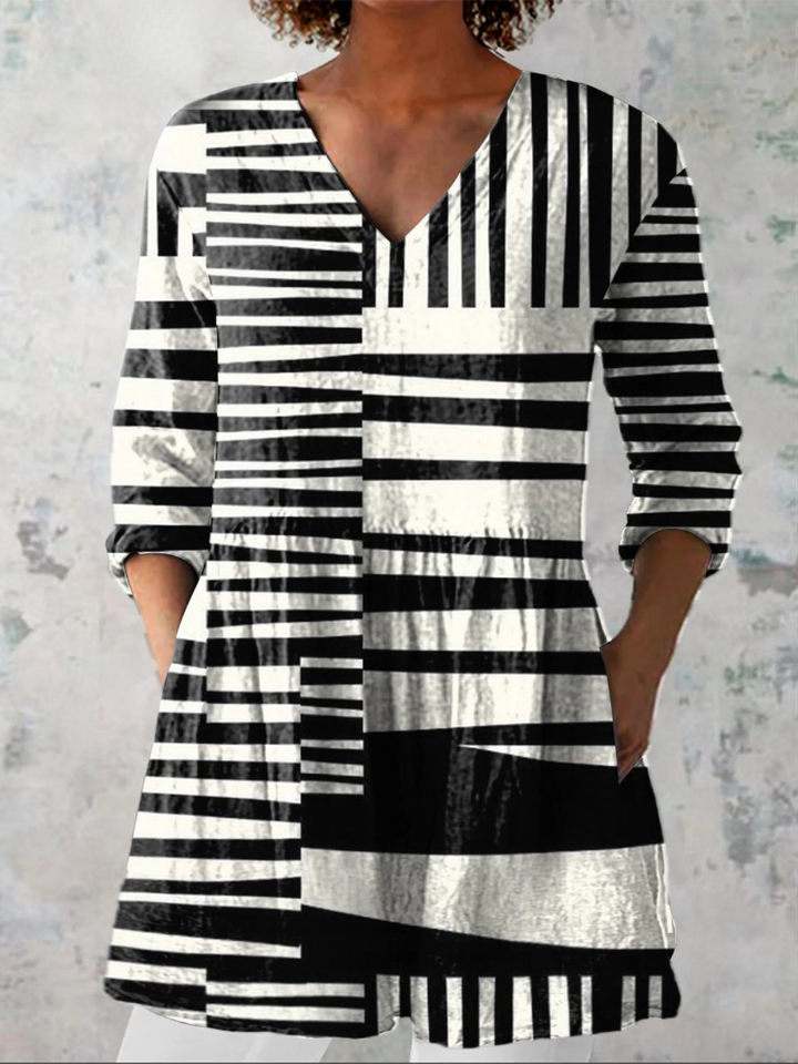 Sophie long v-neck blouse - Black & White