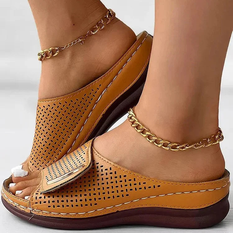 Joanna | Classic Urban Sandals