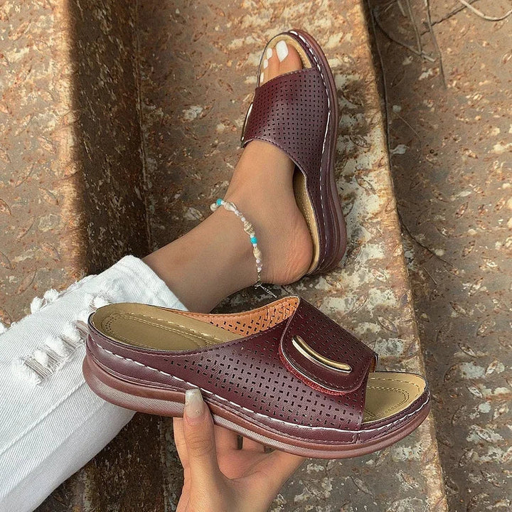 Joanna | Classic Urban Sandals