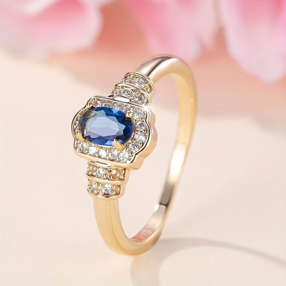 Heirloom | Sapphire Halo Crystal Ring