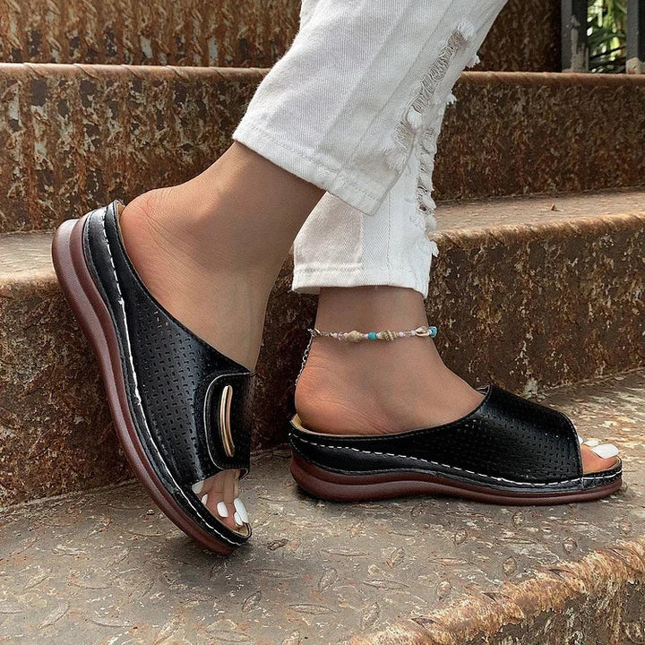 Joanna | Classic Urban Sandals