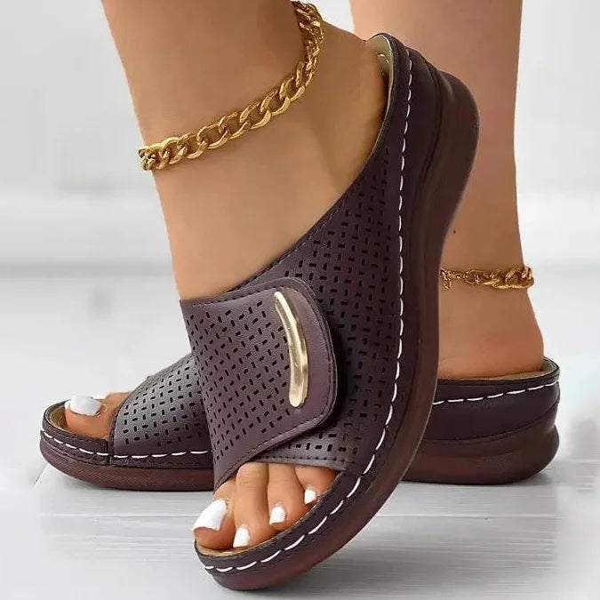 Joanna | Classic Urban Sandals