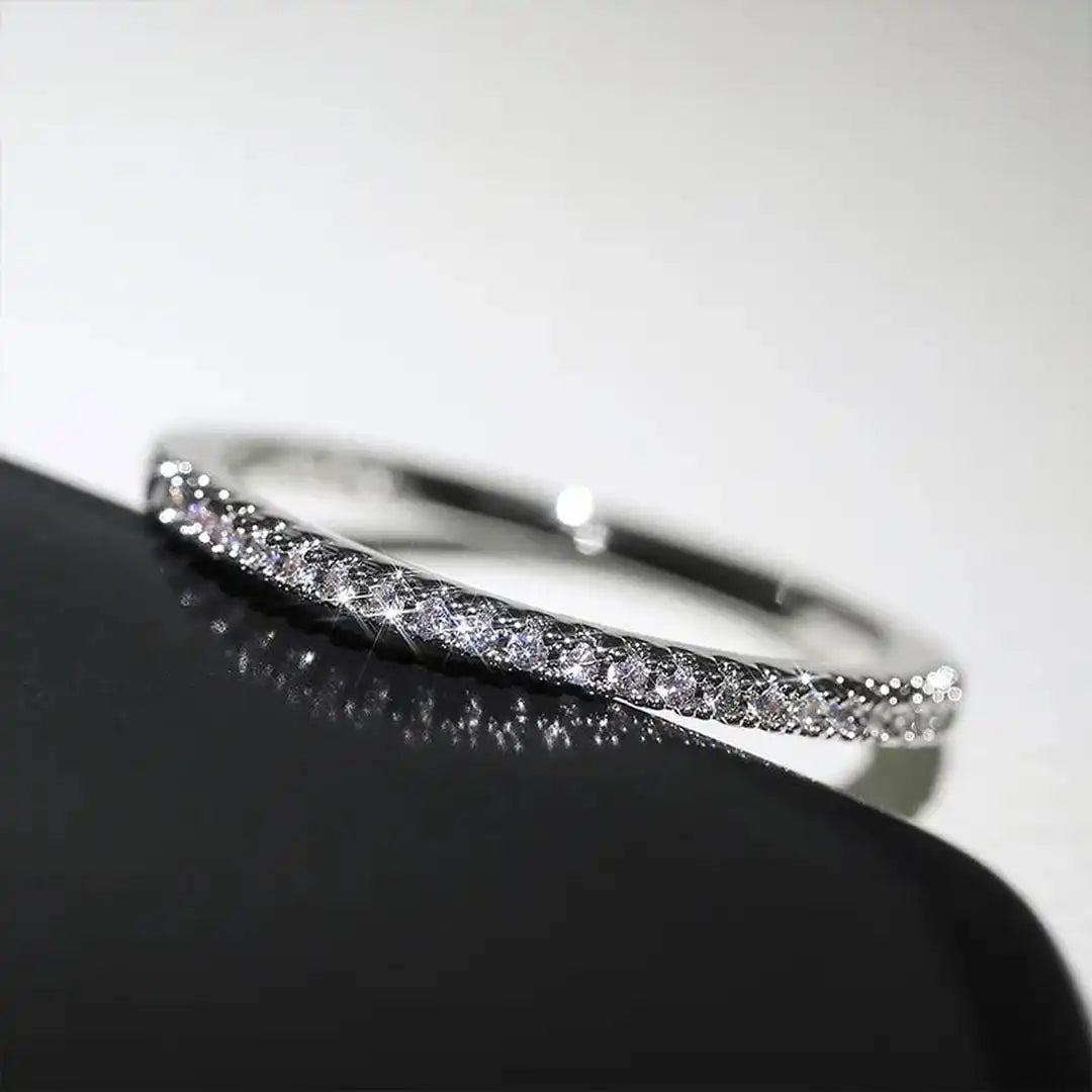 Elyse | Minimalist Zirconia Ring