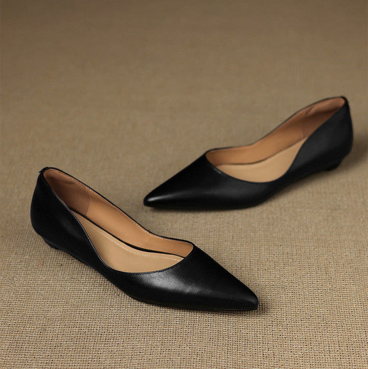 Arla | Pointed Toe Flats