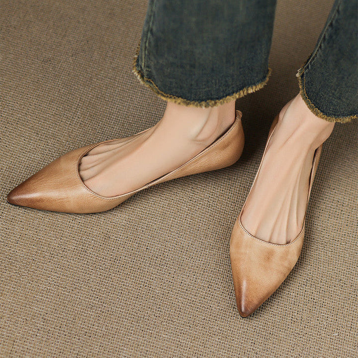 Arla | Pointed Toe Flats