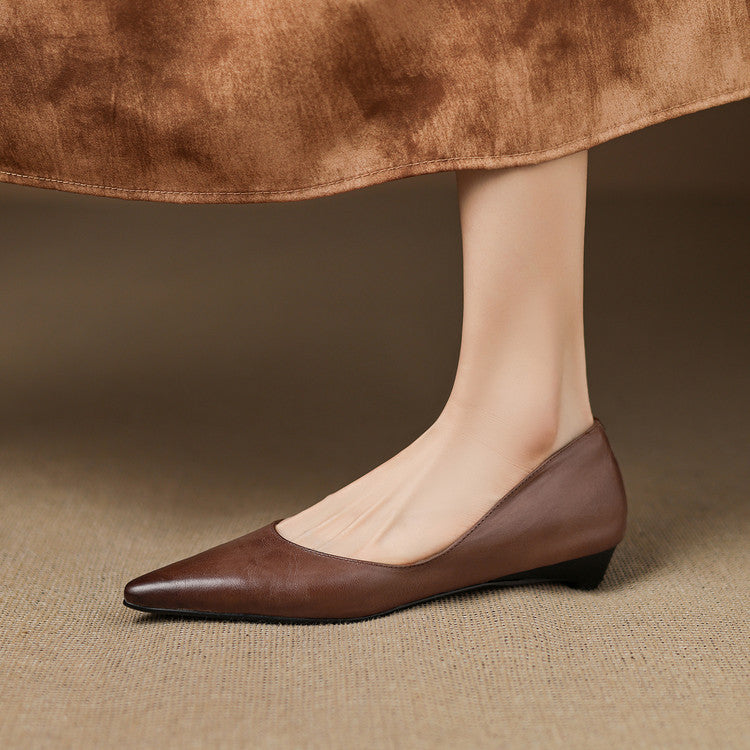 Arla | Pointed Toe Flats