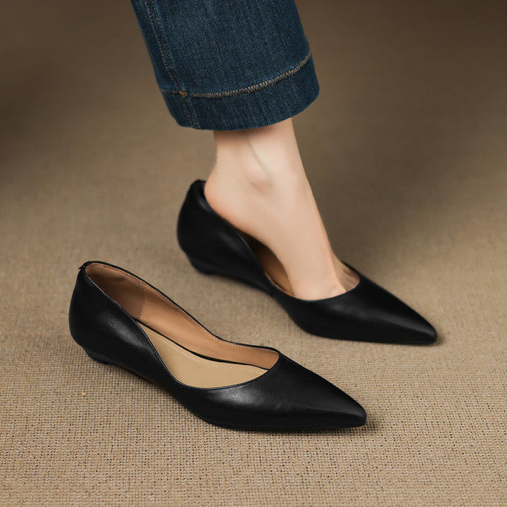 Arla | Pointed Toe Flats