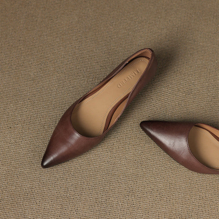 Arla | Pointed Toe Flats
