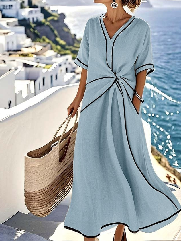 Moria | Elegant Dress with Flattering Waist and Festive Chic