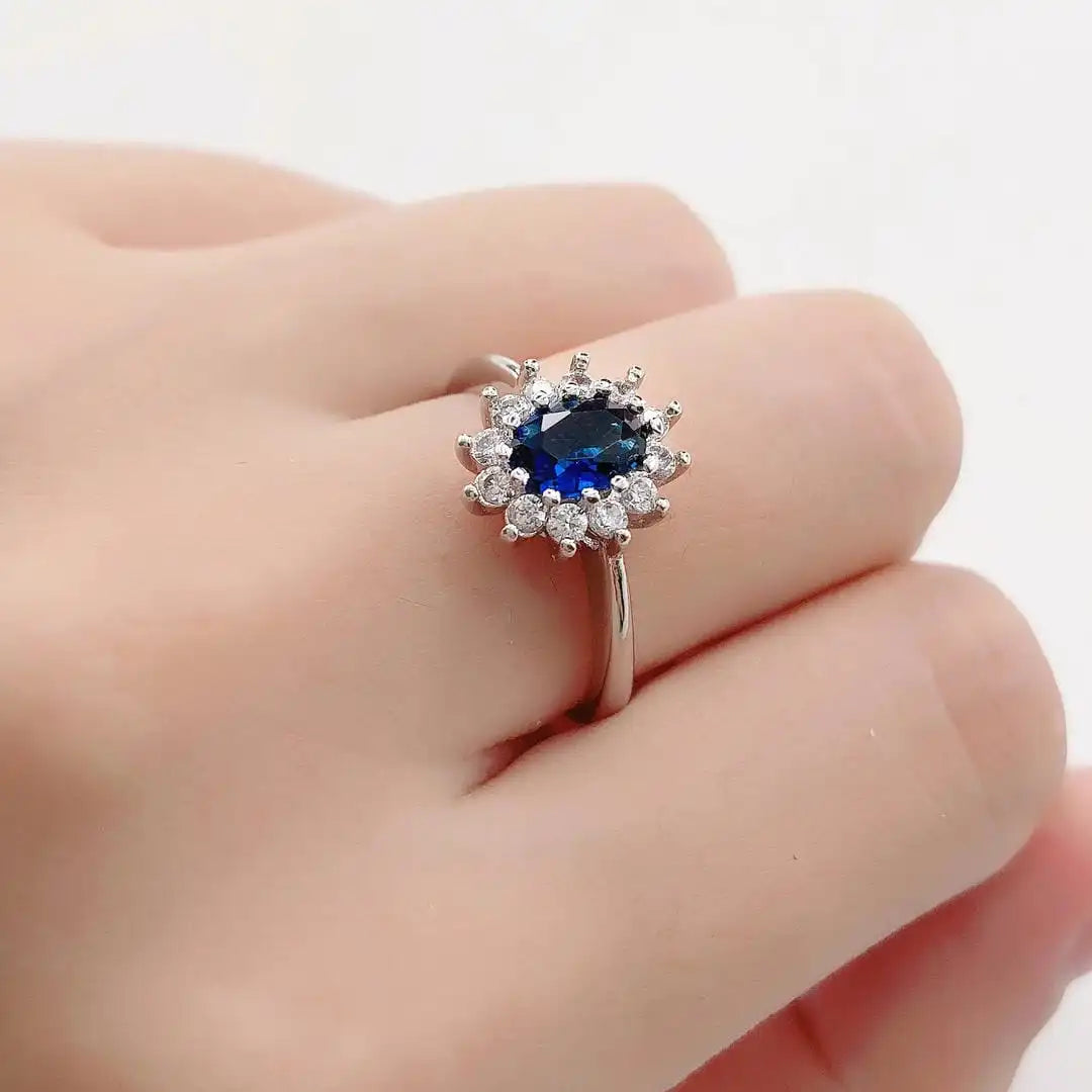Heirloom | Halo Statement Ring