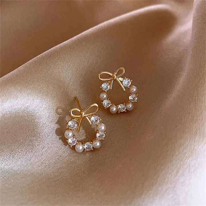 Bow | Pearl Circle Stud Earrings