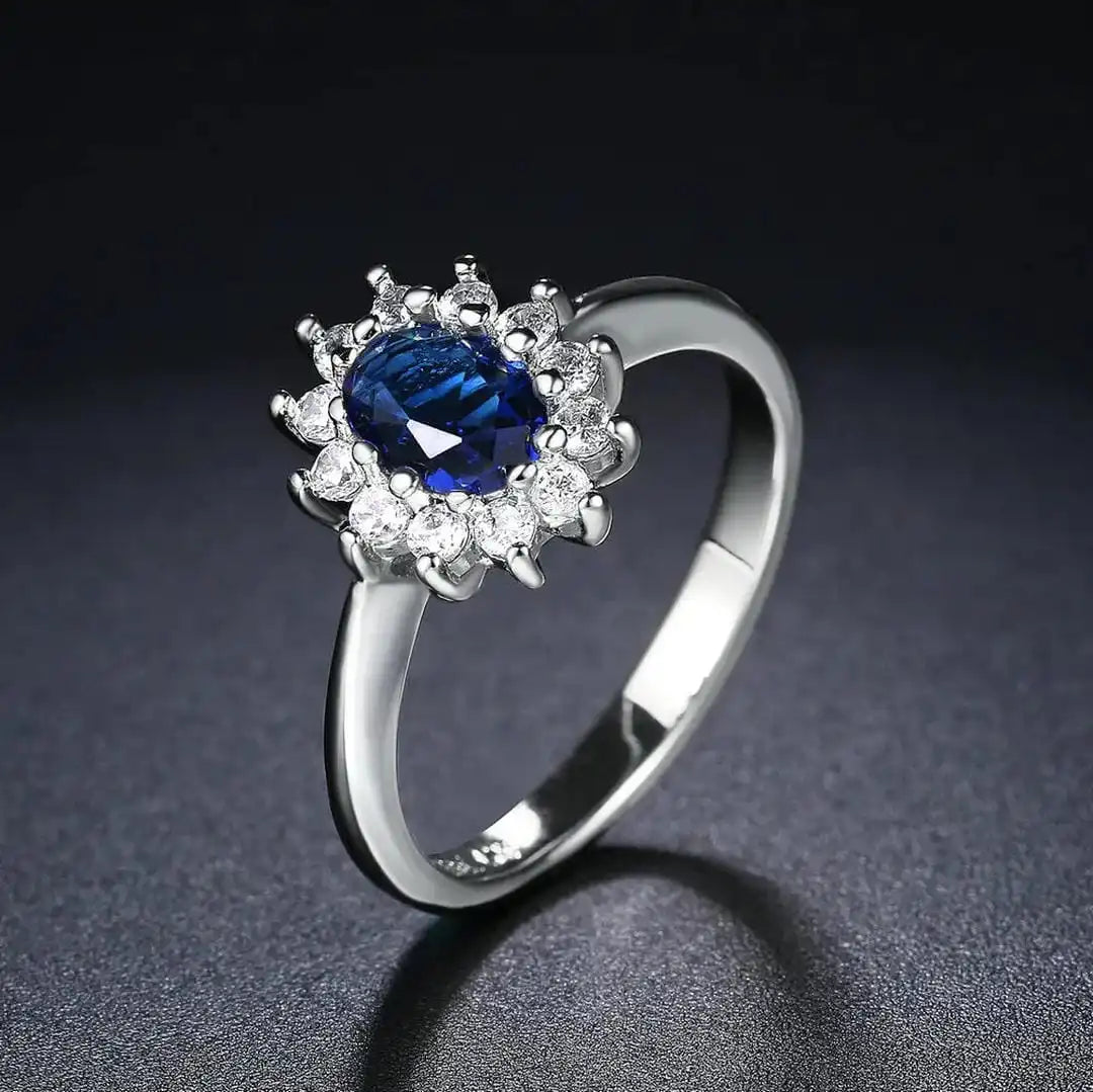 Heirloom | Halo Statement Ring