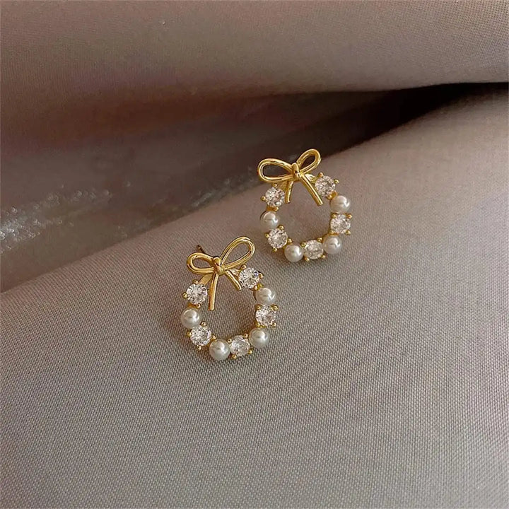 Bow | Pearl Circle Stud Earrings