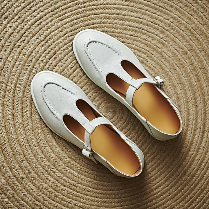 Vionne | Low Heeled Pumps