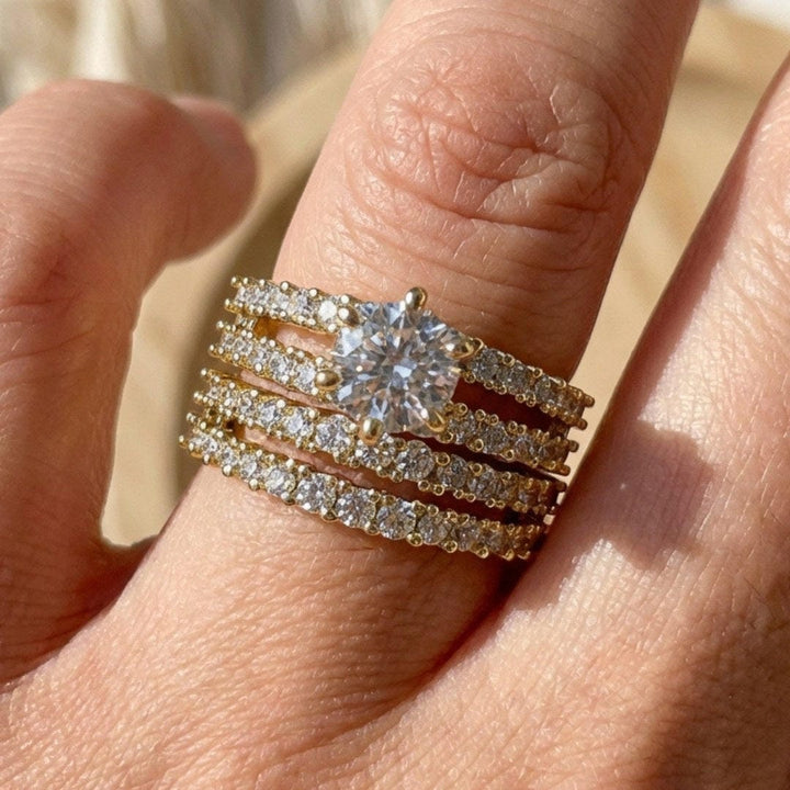 Radiant | Halo Ring Set