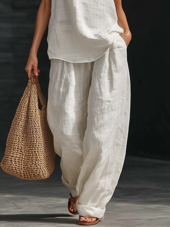 Zoe | Sleeveless Set with Wide-Cut Pants