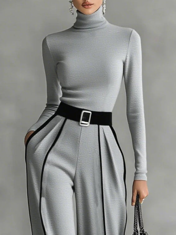 Vera | Elegant Set with Contrast Details