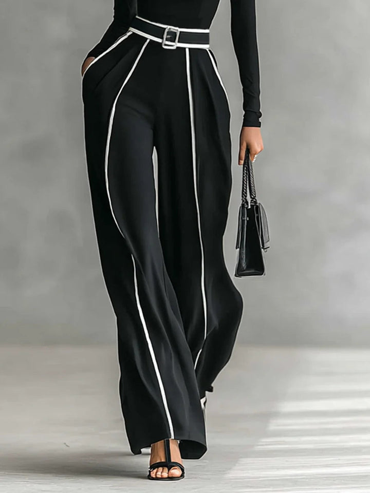Vera | Elegant Set with Contrast Details