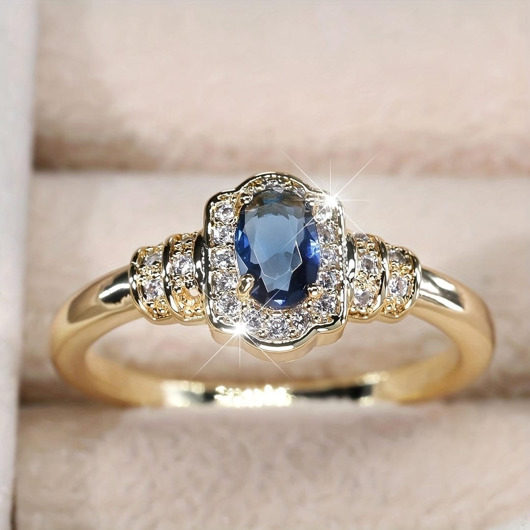 Heirloom | Sapphire Halo Crystal Ring