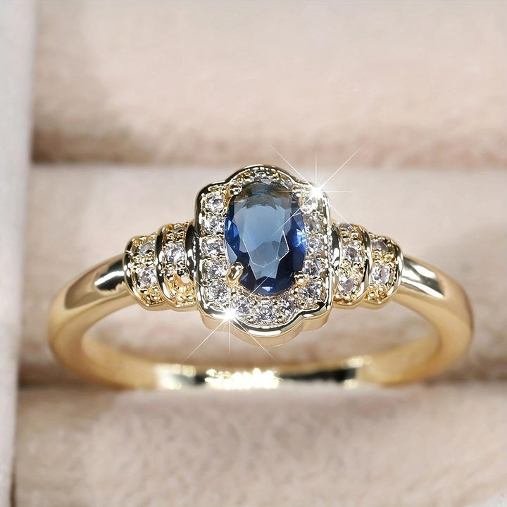 Heirloom | Sapphire Halo Crystal Ring