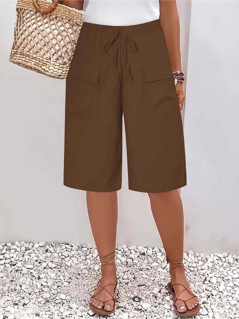 Lina | Everyday Shorts